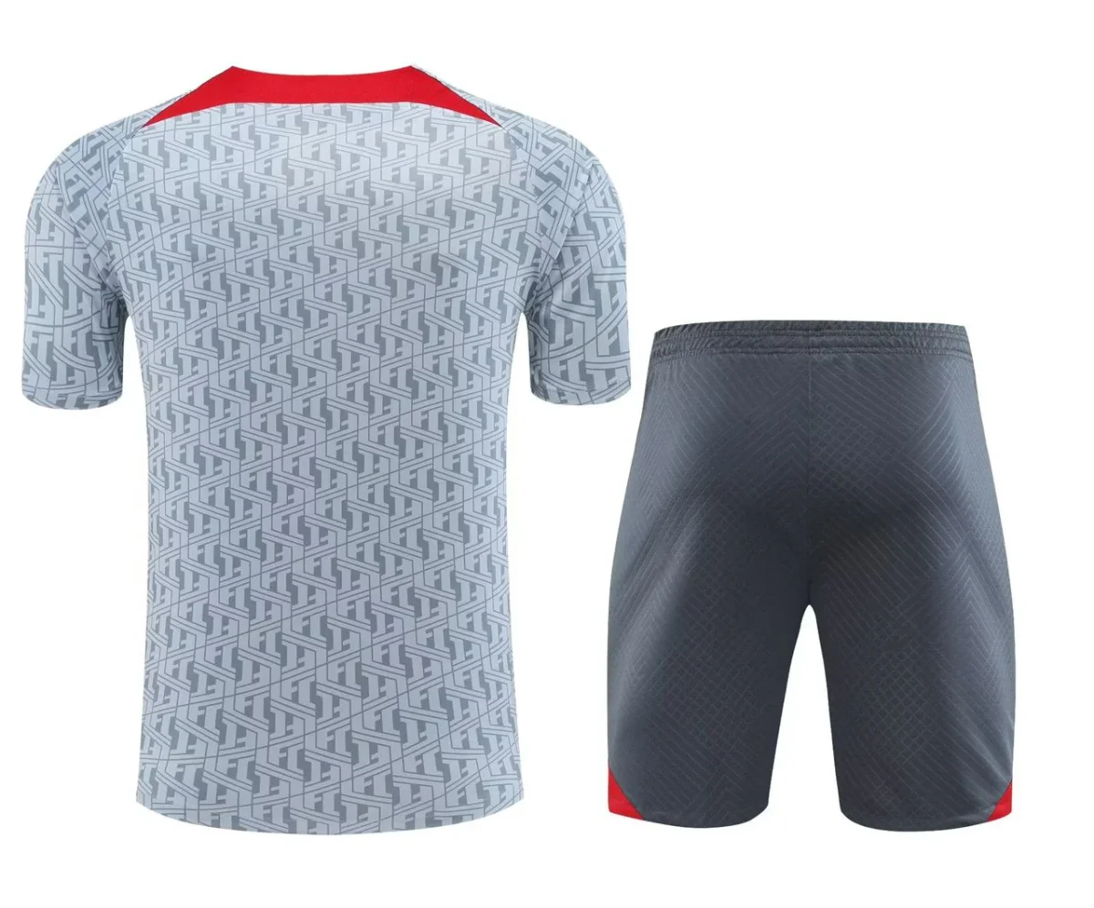 KIT TRAINING LIVERPOOL GRIS 2023/2024 – Image 2